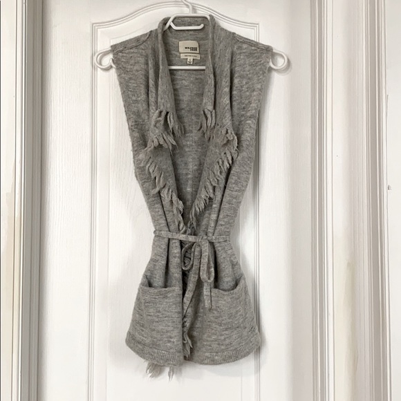 Sweater - Picture 3 of 4